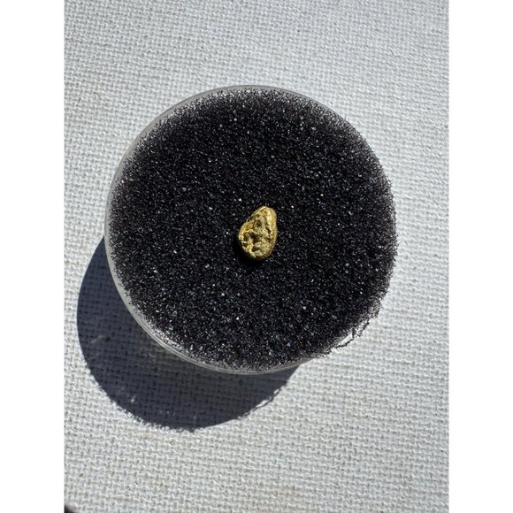 Gold Nugget - Grass Valley, California - 0.20 grams - Picture 4 of 5